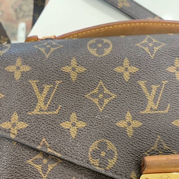 🔴SOLD🔴Louis Vuitton Pochette Métis - Picture 8 of 11